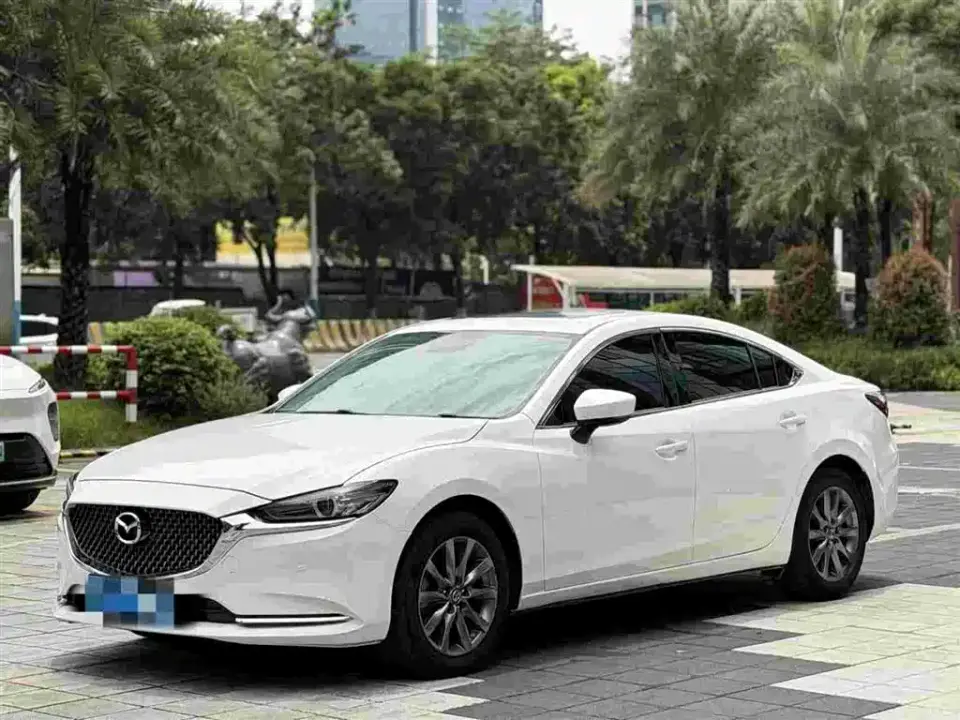 Mazda Atenza 2.0L Skyactiv Luxury 2020