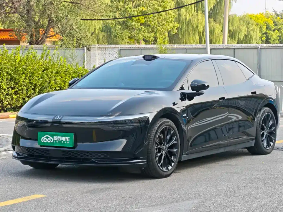 Zeekr 007 Long Range RWD Smart Driving 100kWh 2024