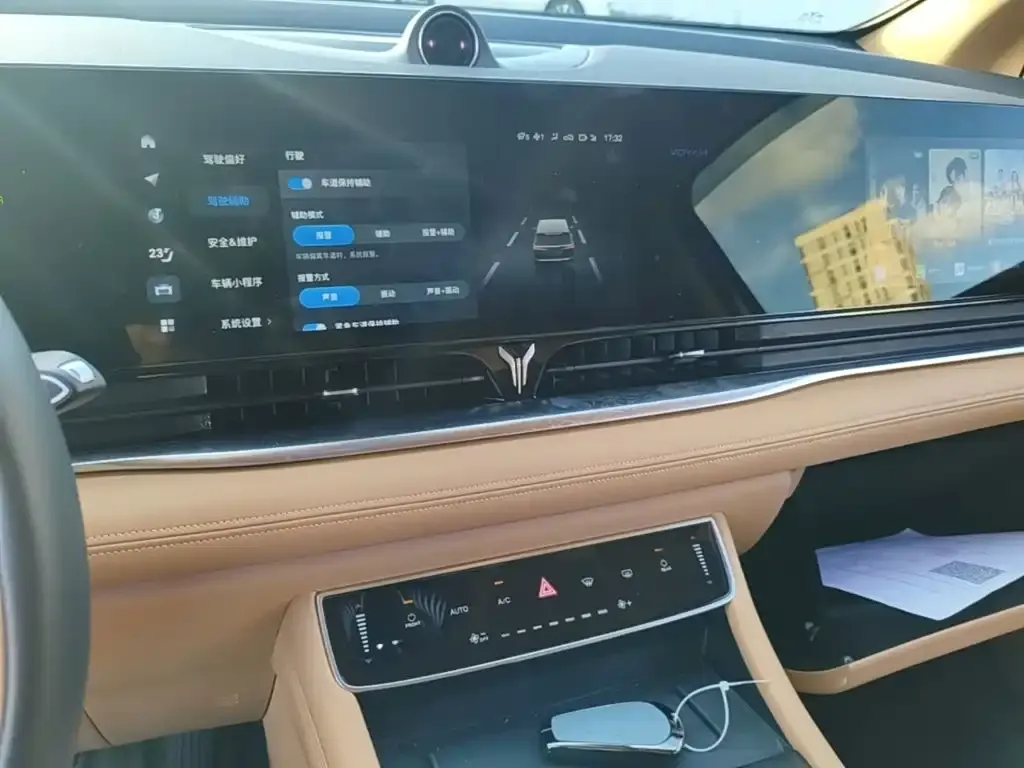 Voyah Auto Voyah Dreamer Zero-carbon Edition Think+Smart Driving Package 475km 2023 — фото 13