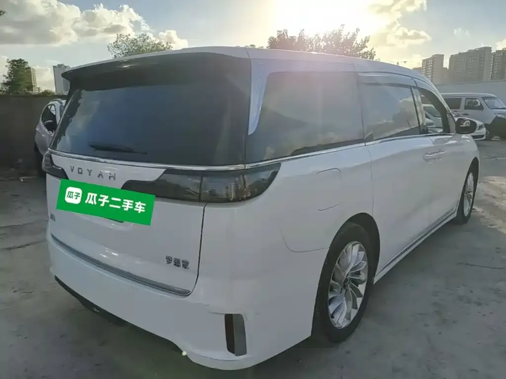Voyah Auto Voyah Dreamer Zero-carbon Edition Think+Smart Driving Package 475km 2023 — фото 7
