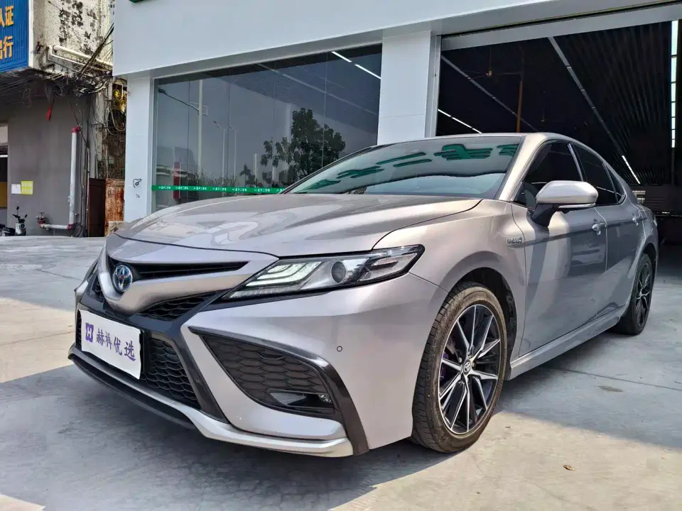 Toyota Camry Hybrid 2.5HS Fashion Edition 2023