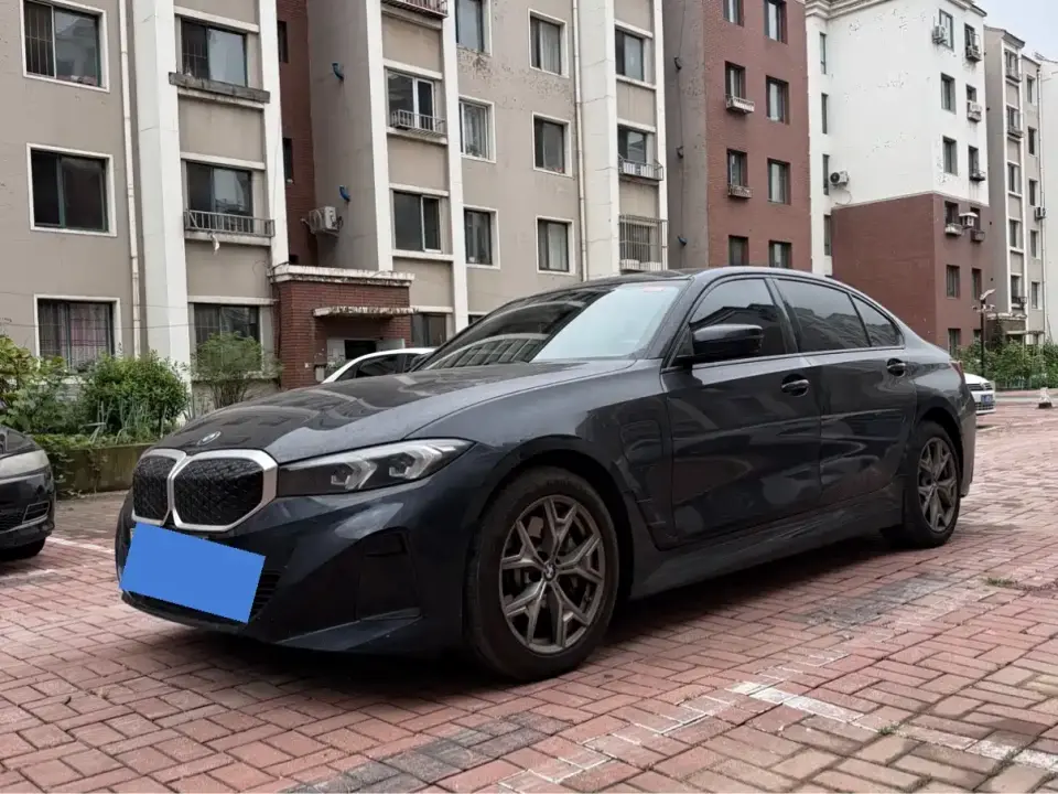 BMW i3 eDrive 35 L 2025