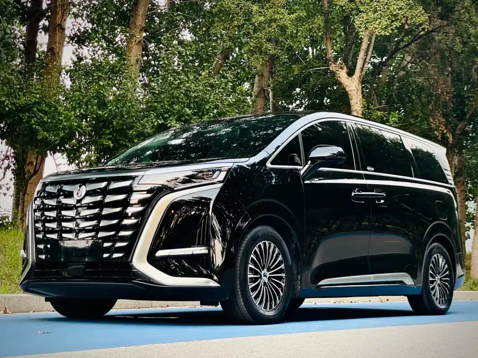 Denza D9 DM-i 970 AWD Flagship 2023