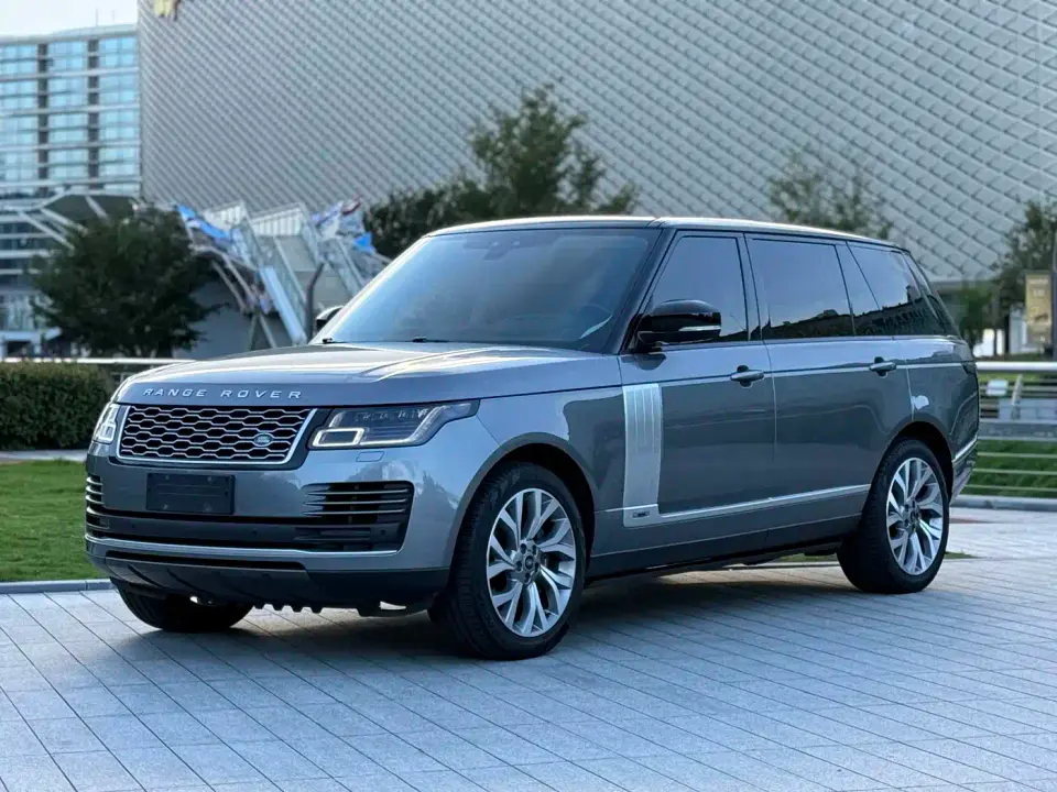 Land Rover Range Rover 3.0 L6 Heritage Extended Classic Edition 2021