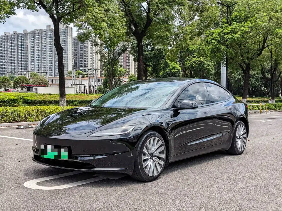 Tesla Model 3 Long Range All-Wheel Drive 2023