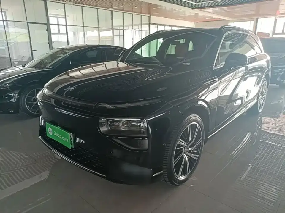 XPeng G9 570 Pro 2024