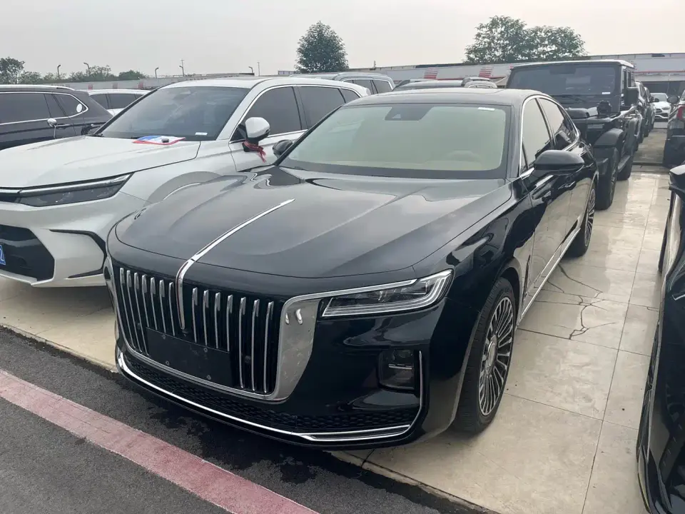 Hongqi H9 2.0T Smart Connection Qi Xiang Edition 2021