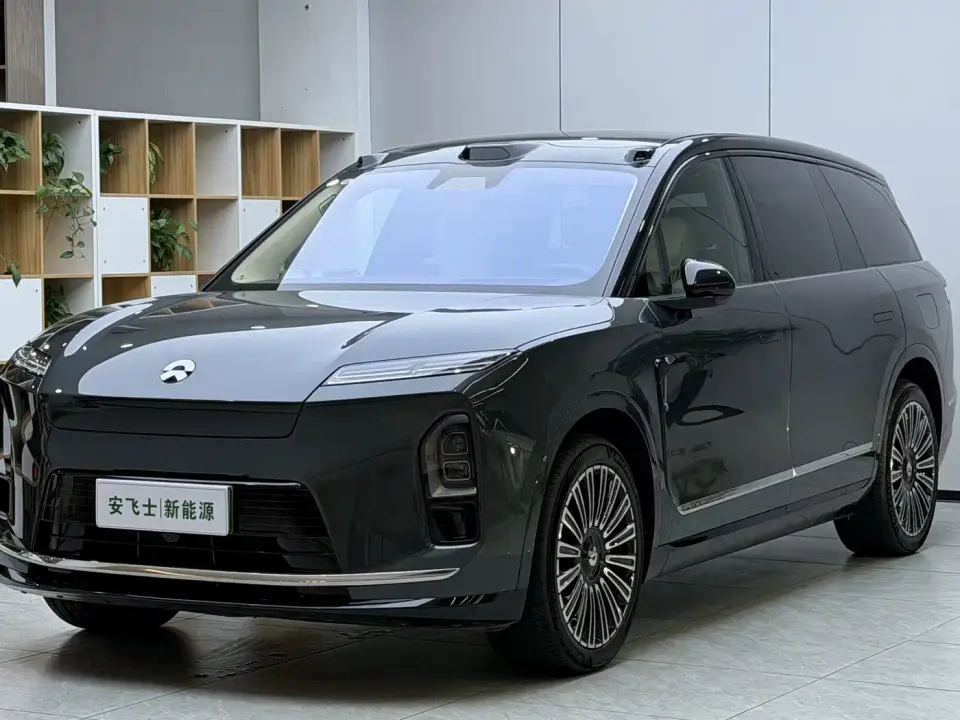 NIO ES8 Model 6-Seat Executive Luxury Edition 2025