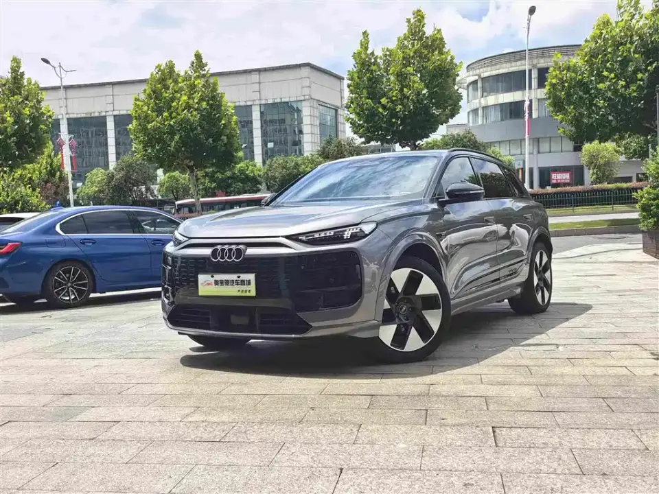 Audi Q6L e-tron Model Pioneer Edition 2025