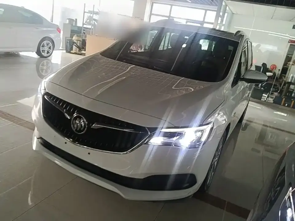 Buick GL6 323T Mild Hybrid Connected Luxury 2022