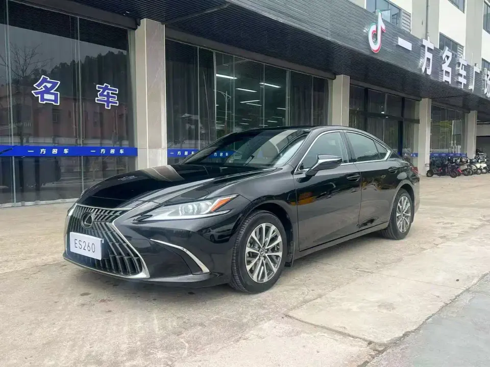 Lexus ES 260 Excellence Edition 2022