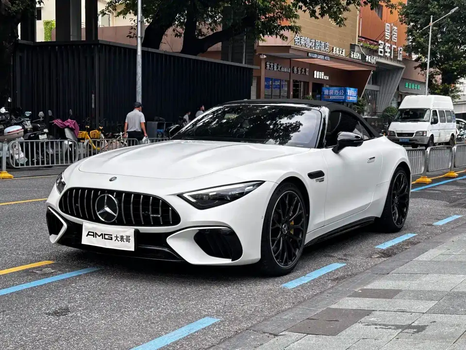Mercedes-Benz SL-Class AMG AMG SL 63 4MATIC+ 2025