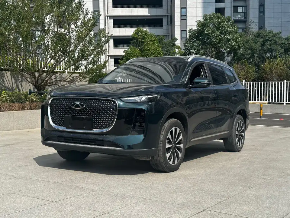 Chery Tiggo 8 PLUS 290TGDI DCT Luxury 5-seater 2025