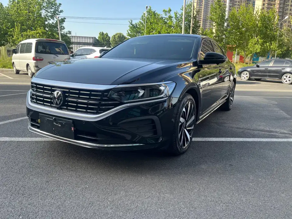 Volkswagen Passat 380TSI Elite Edition 2024