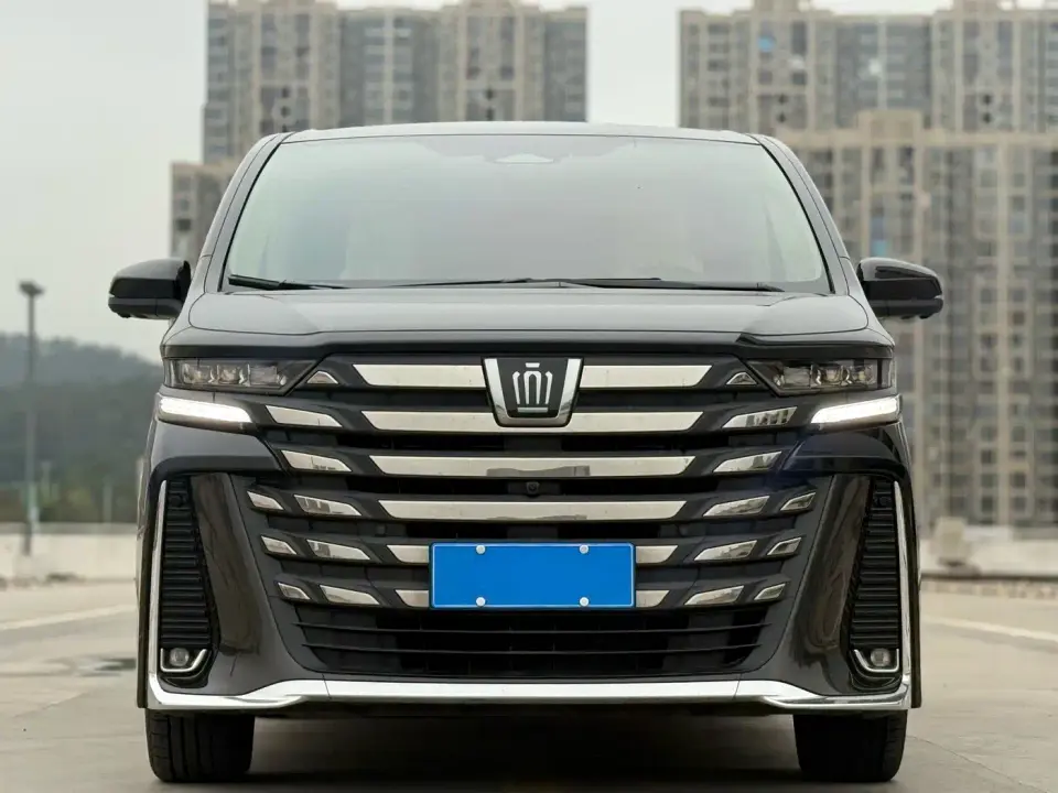 Toyota Vellfire Crown Hybrid 2.5L Executive Premium Edition 2024