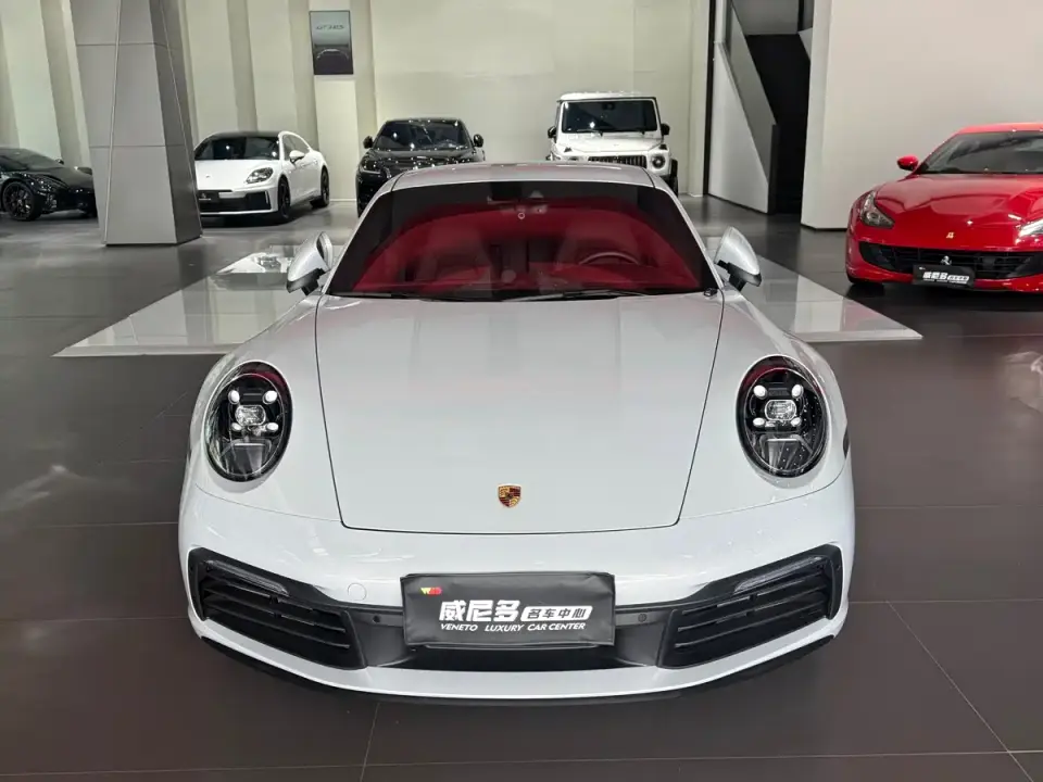 Porsche 911 Carrera 3.0T 2023