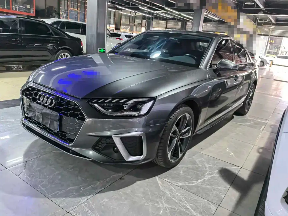 Audi A4L 40 TFSI Premium Life Edition 2022