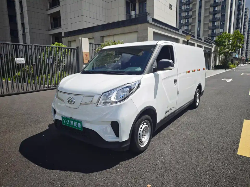 SAIC Maxus Maxus EV30 Pure Electric Intelligent Logistics Expert Long Wheelbase Gotion 2023