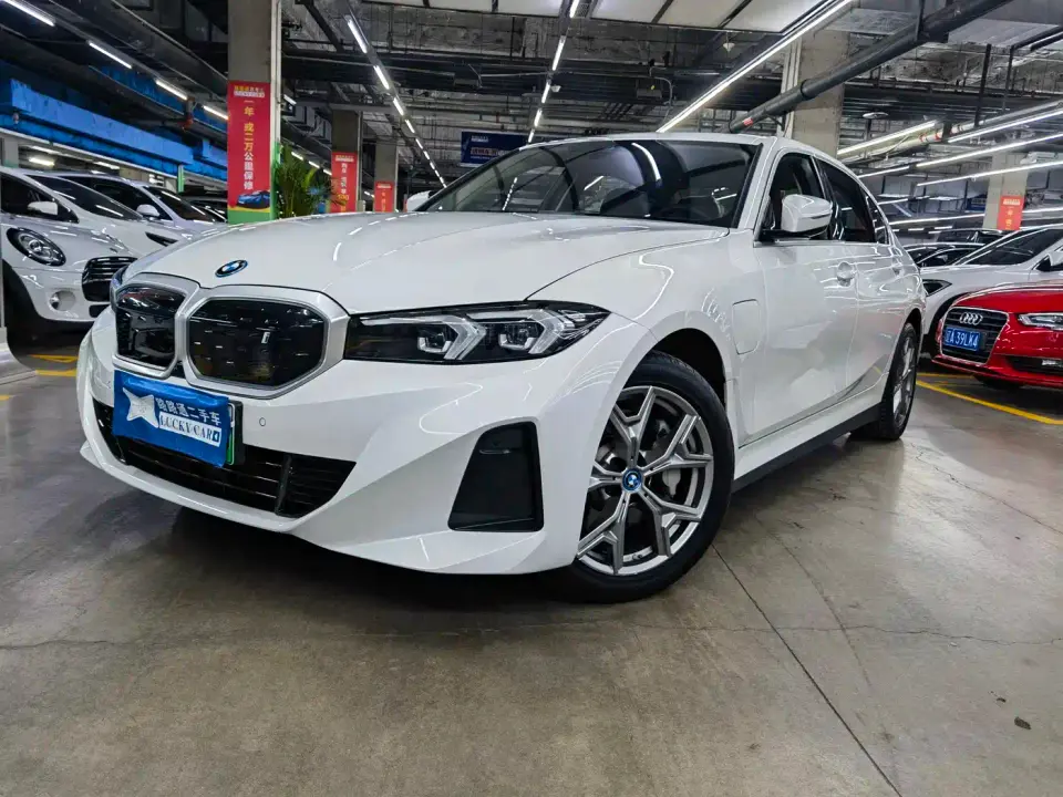 BMW i3 eDrive 35 L 2024