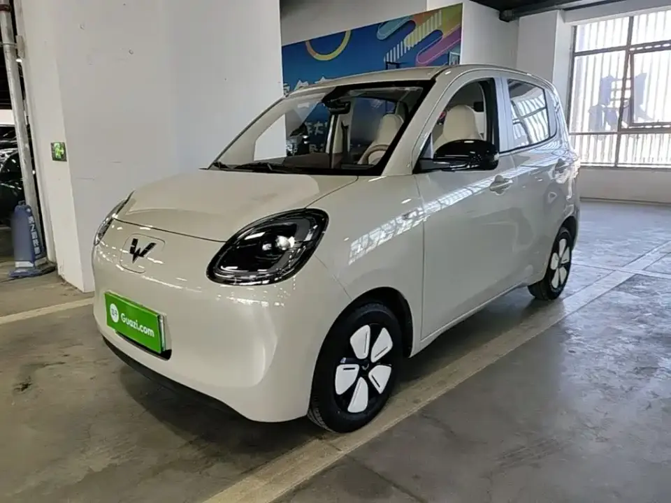 Wuling Motors Hongguang MINIEV 4-Door Advanced 2025