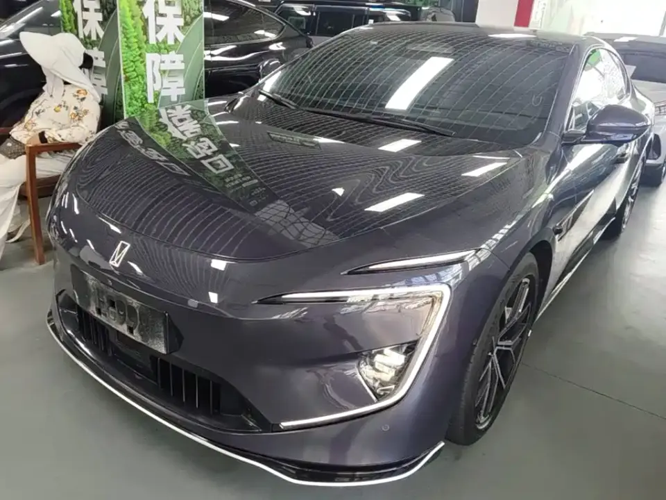 Avatr 12 Model 700 Triple Laser RWD Luxury Edition 2024