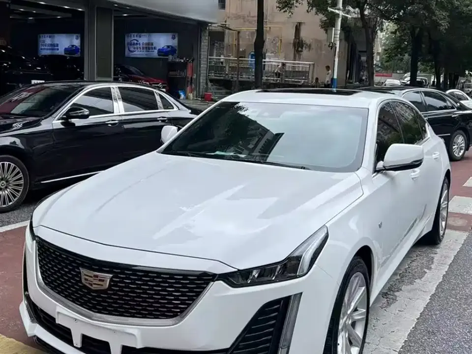 Cadillac CT5 28T Fashion Edition 2022