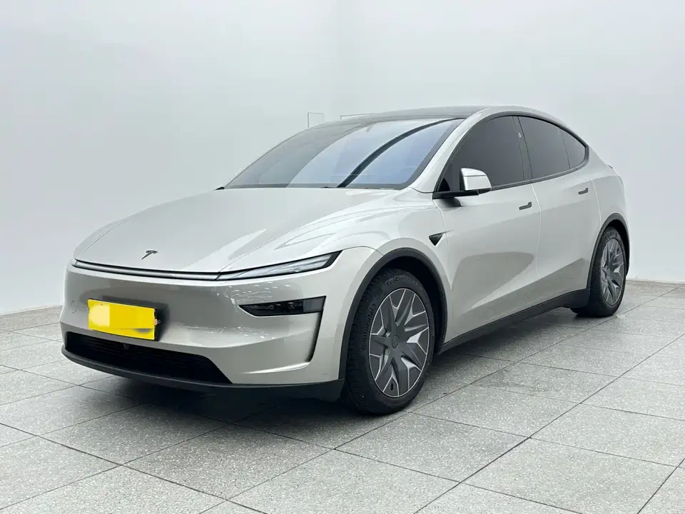Tesla Model Y L Facelift Long Range AWD 2025