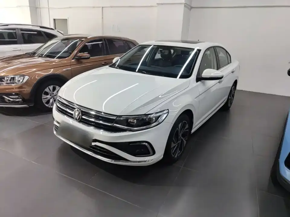 Volkswagen Bora 200TSI DSG Joy Ride PRO Edition 2024