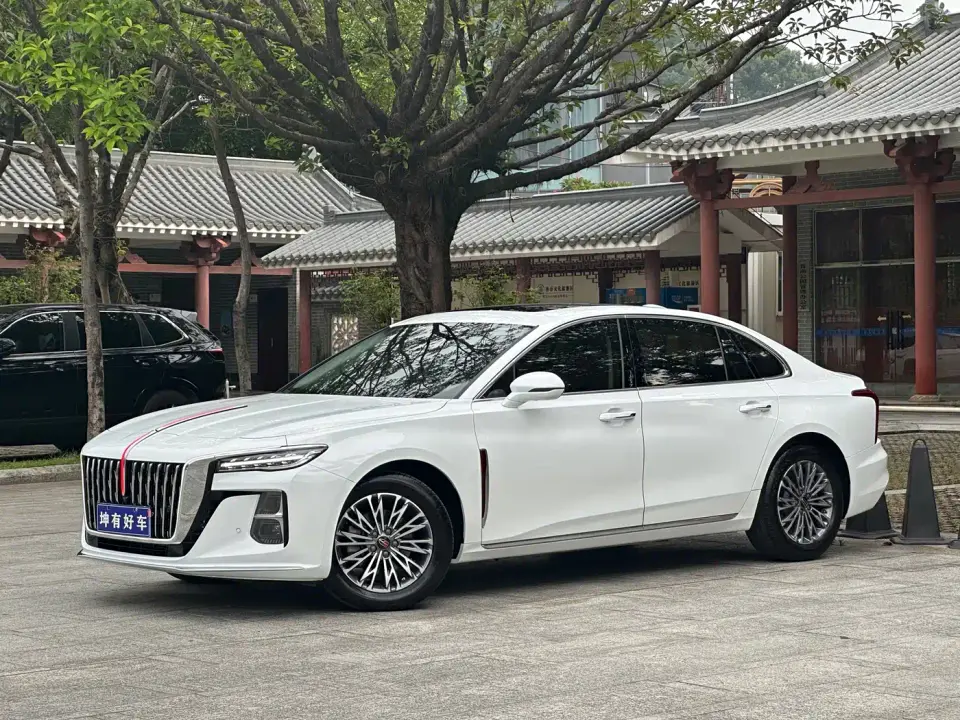 Hongqi H5 1.5T DCT Smart Connect Flag Rhythm Edition 2024