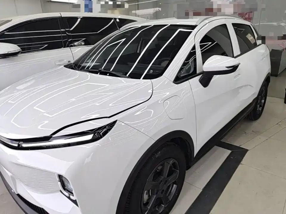 Geely Geometry E Firefly Model 401km Fluorescent 2024