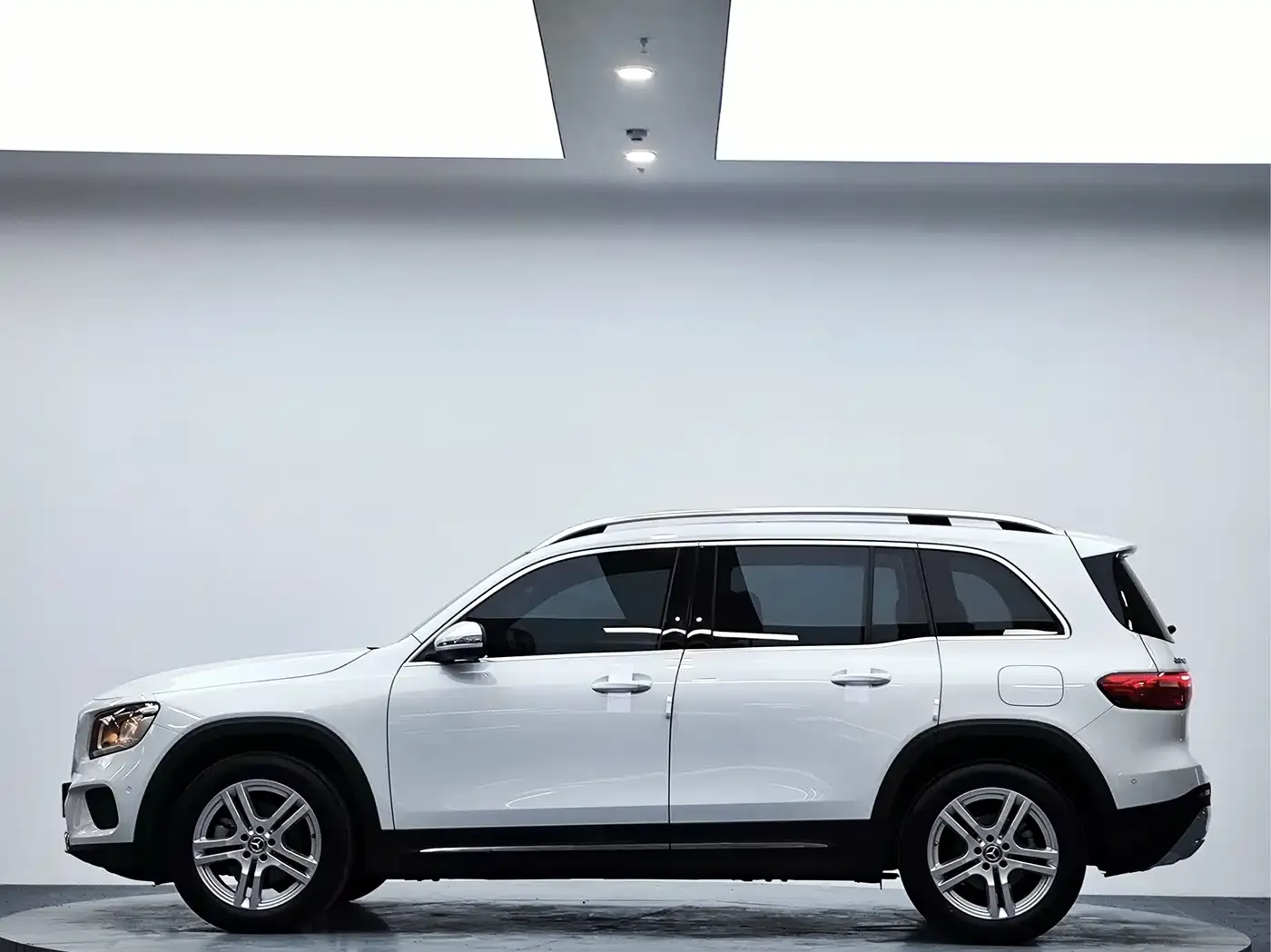 Mercedes-Benz GLB-Class GLB 180 Dynamic 2020 — фото 5