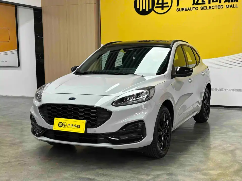 Ford Escape Model EcoBoost 245 4WD ST-Line Pro 2023