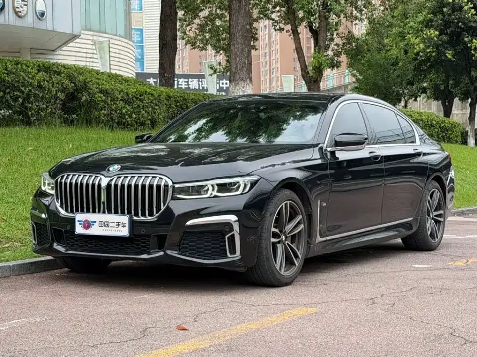 BMW 7 Series Model 730Li M Sport Package 2022