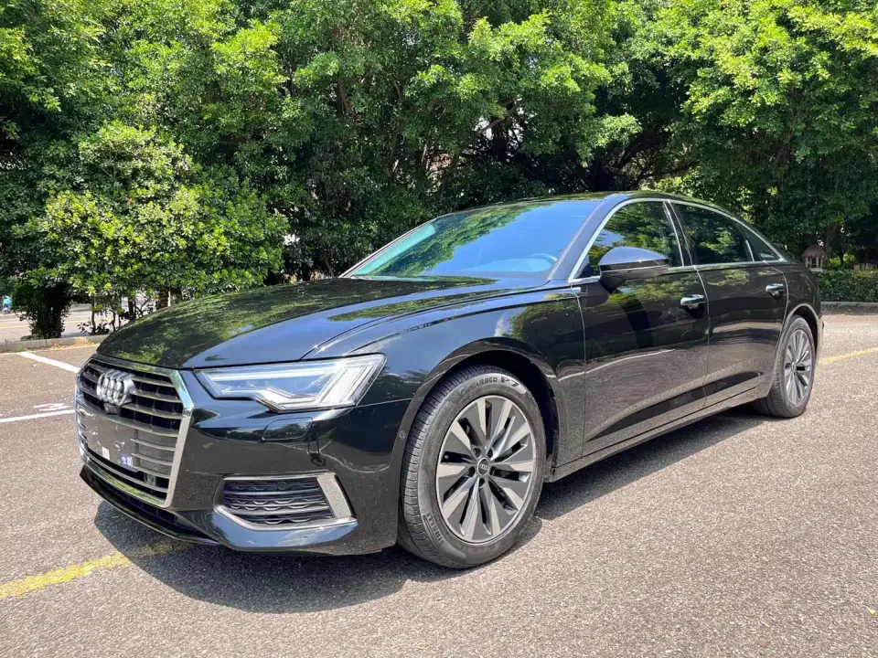 Audi A6L 45 TFSI Premium Elegance 2022