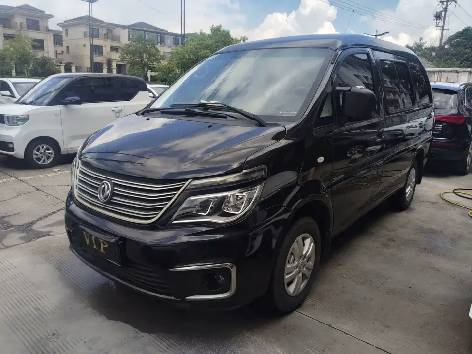 Dongfeng Fengxing Lingzhi M5 1.6L 7-seat Base Model China VI 2020