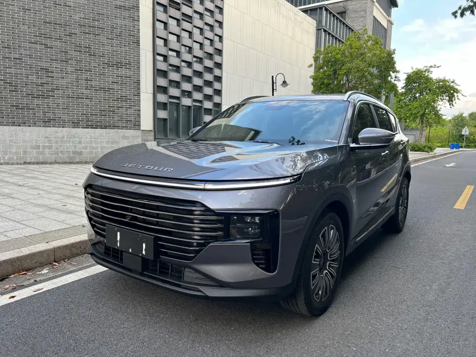 Jetour X70 PLUS 1.5T Luxury Exuberant 5-seater 2024