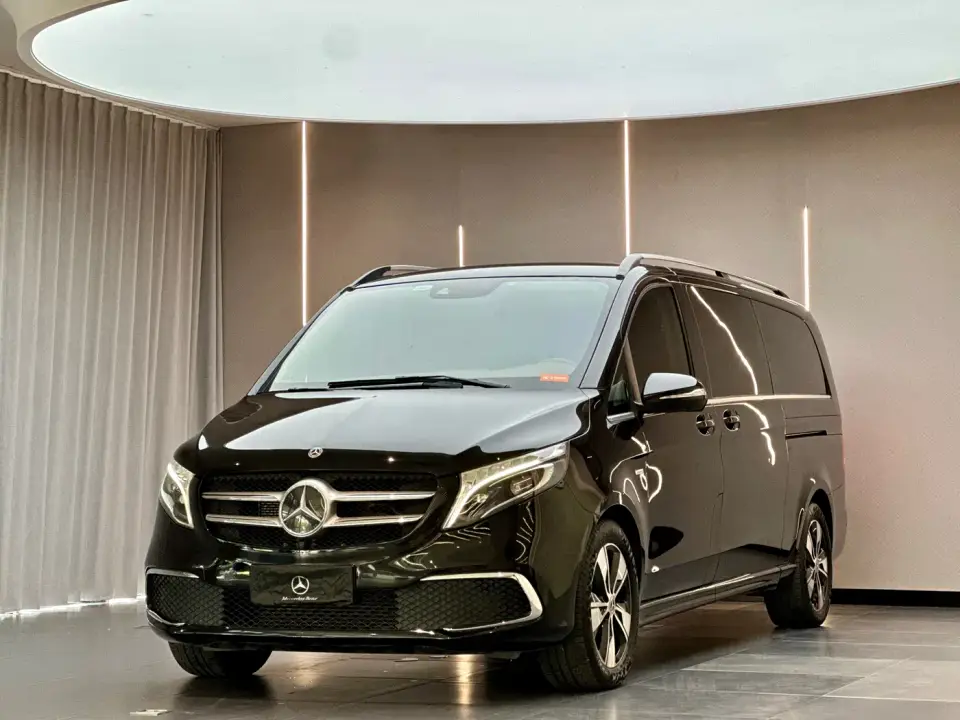 Mercedes-Benz V-Class V 260 L Long Wheelbase Premium Edition 2022