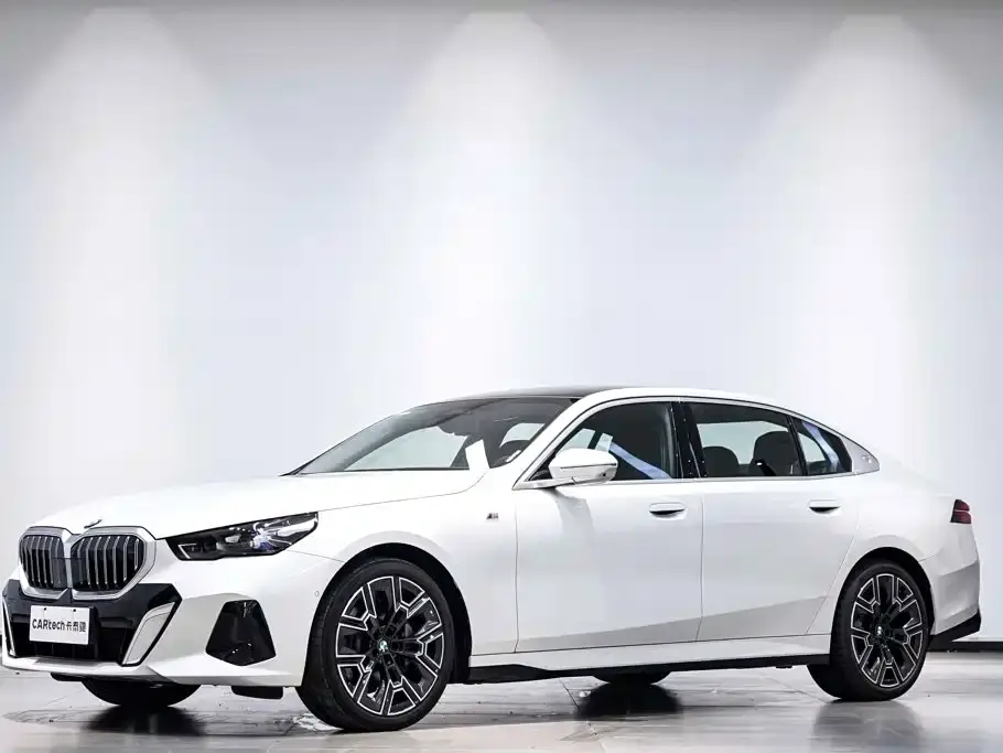 BMW 5 Series 530Li Premium M Sport Package 2025