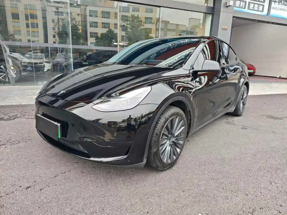 Tesla Model Y Facelift Rear-Wheel Drive Version 2023