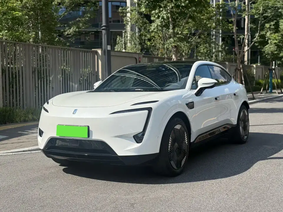 Avatr 11 Long Range Single Motor 5-Seater 2023