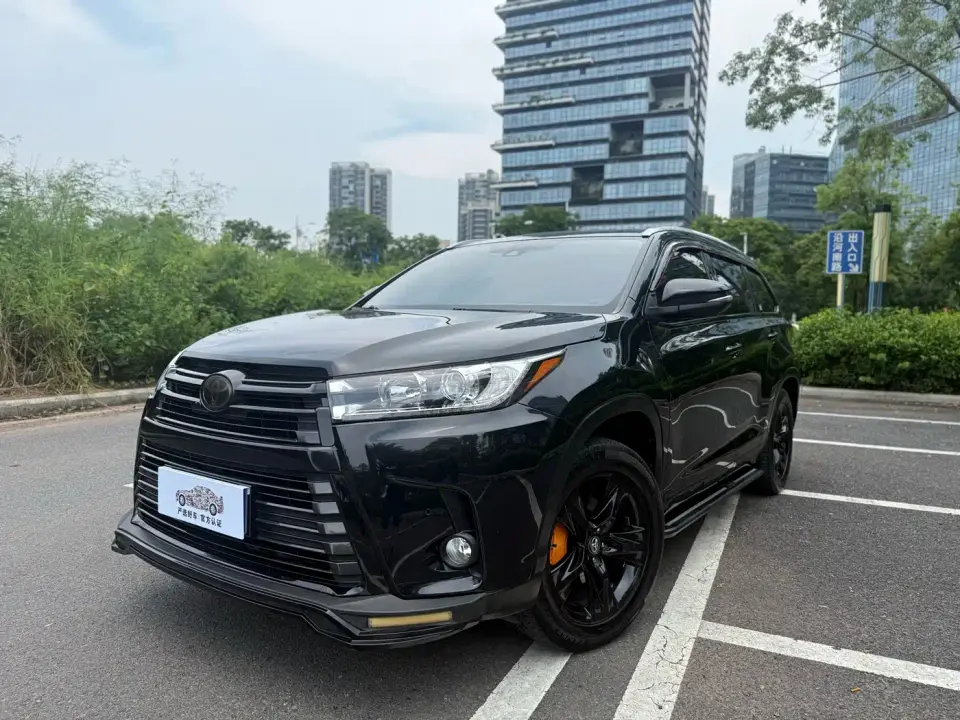 Toyota Highlander 2.0T AWD Premium 7-Seater 2021