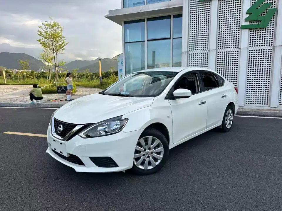 Nissan Sylphy Classic 1.6XE CVT Comfort Edition 2022