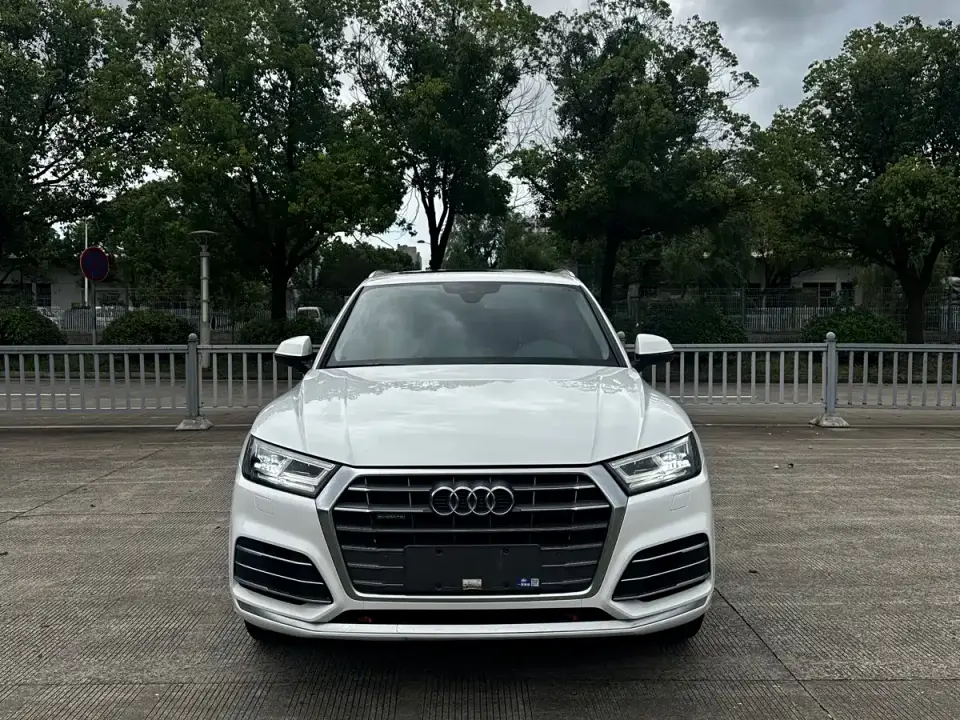 Audi Q5L 40 TFSI Prestige Fashion 2021
