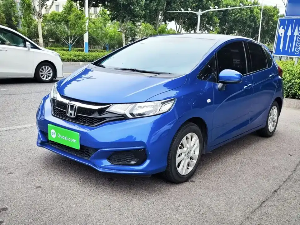 Honda Fit 1.5L CVT Comfort Sunroof Edition 2019