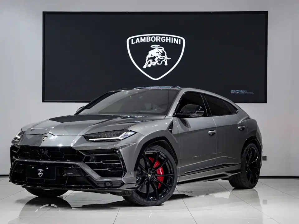 Lamborghini Urus 4.0T V8 2021