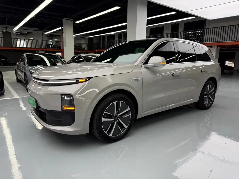 Li Auto L6 Pro 2024