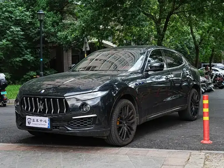 Maserati Levante 2.0T GT Edge Edition 2021