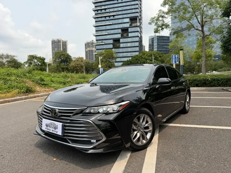 Toyota Avalon 2.5L Luxury Edition 2022