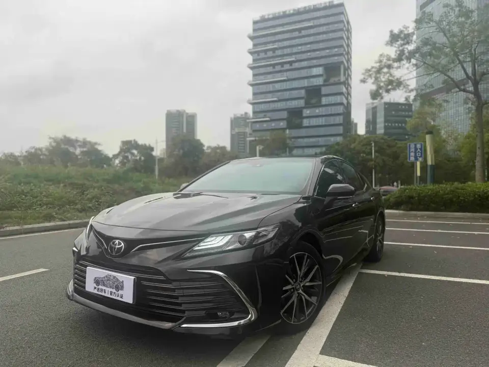 Toyota Camry 2.5G Luxury Edition 2022