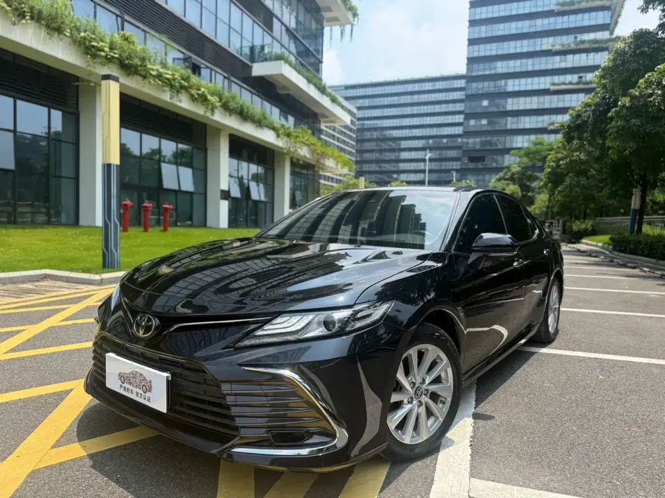 Toyota Camry 2.0G Luxury Edition 2021